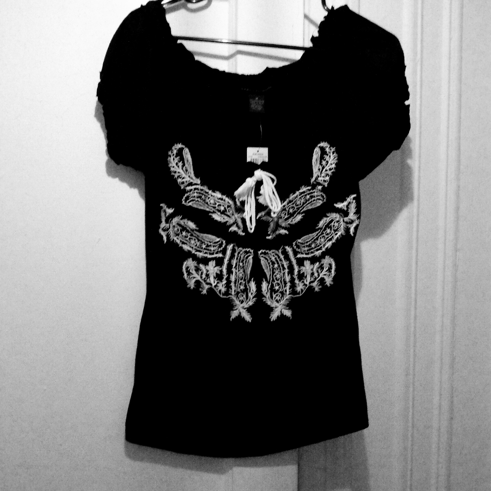 Grace Elements black and white top NWT - Picture 2 of 7